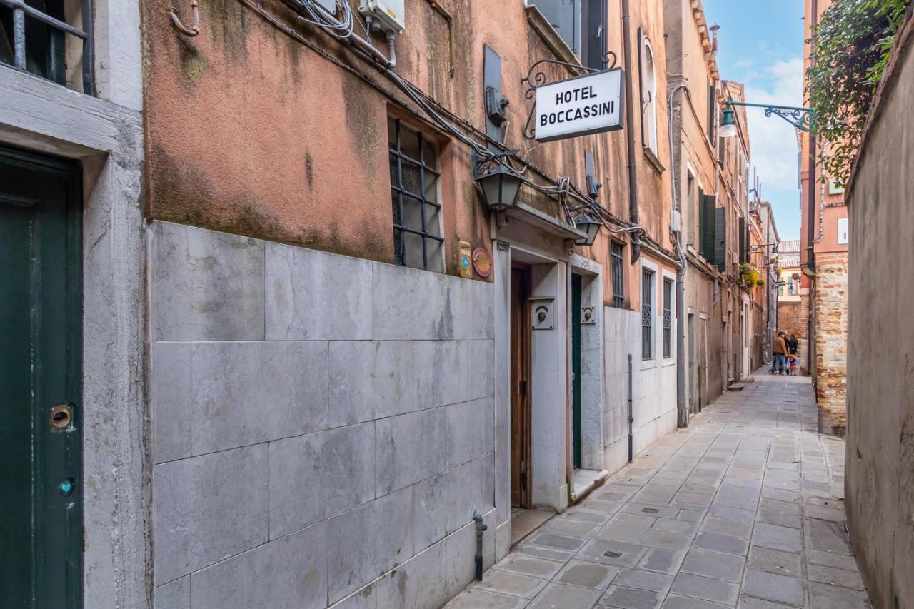Hotel Casa Boccassini Venice Exterior photo
