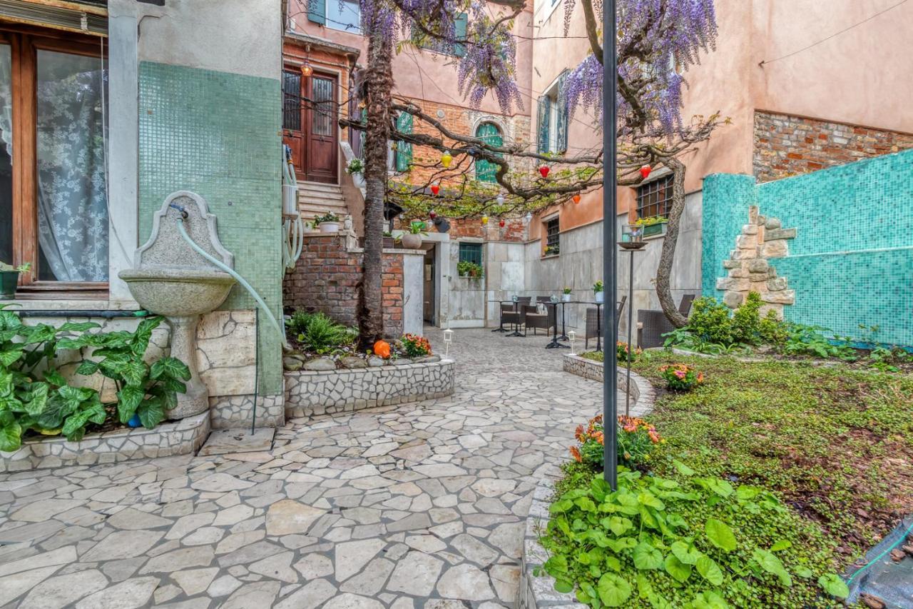 Hotel Casa Boccassini Venice Exterior photo