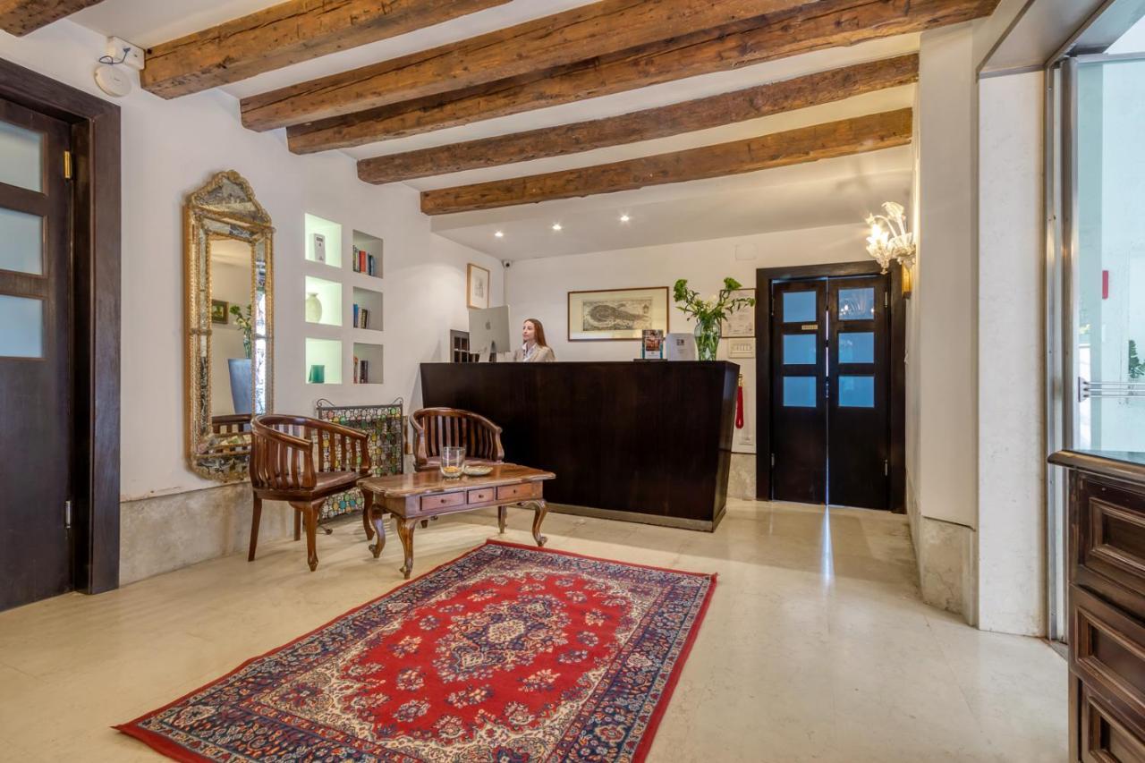 Hotel Casa Boccassini Venice Exterior photo