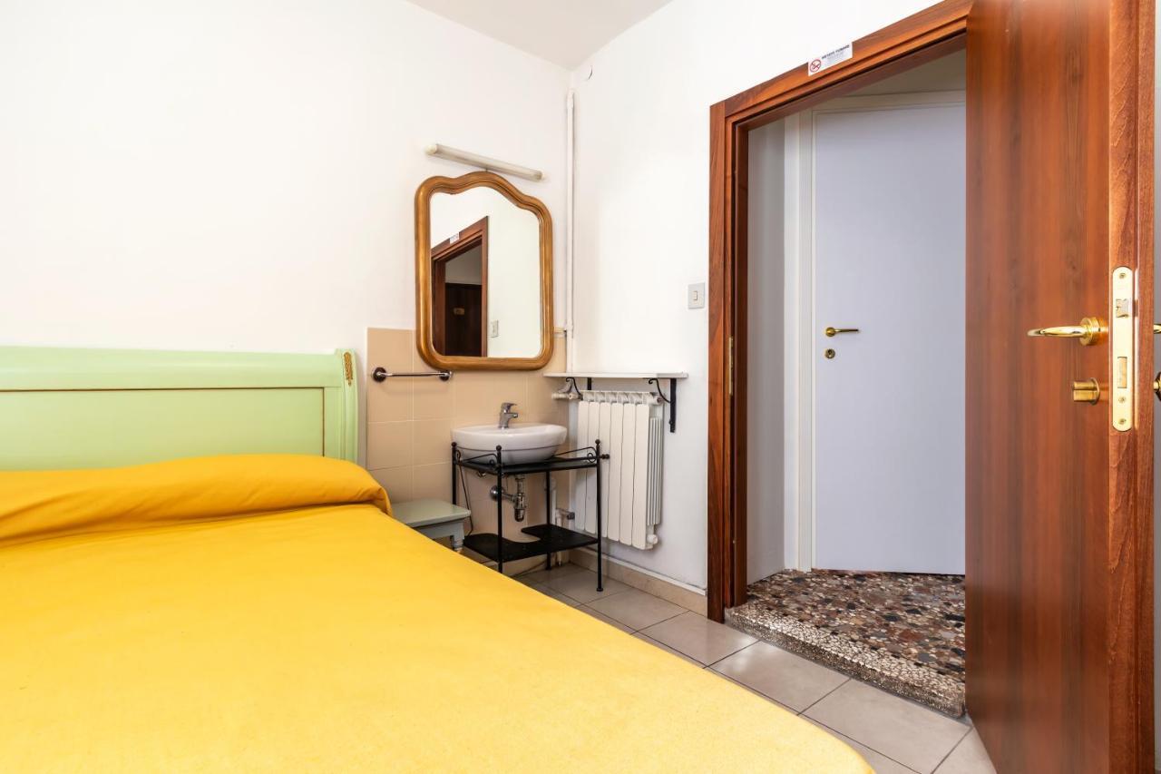 Hotel Casa Boccassini Venice Exterior photo
