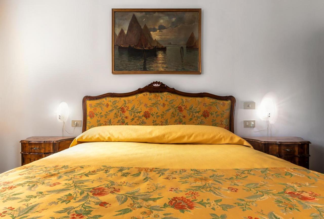 Hotel Casa Boccassini Venice Exterior photo